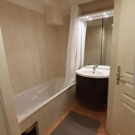 Neuf Avec Terrasse Sur Praloup 1600 *